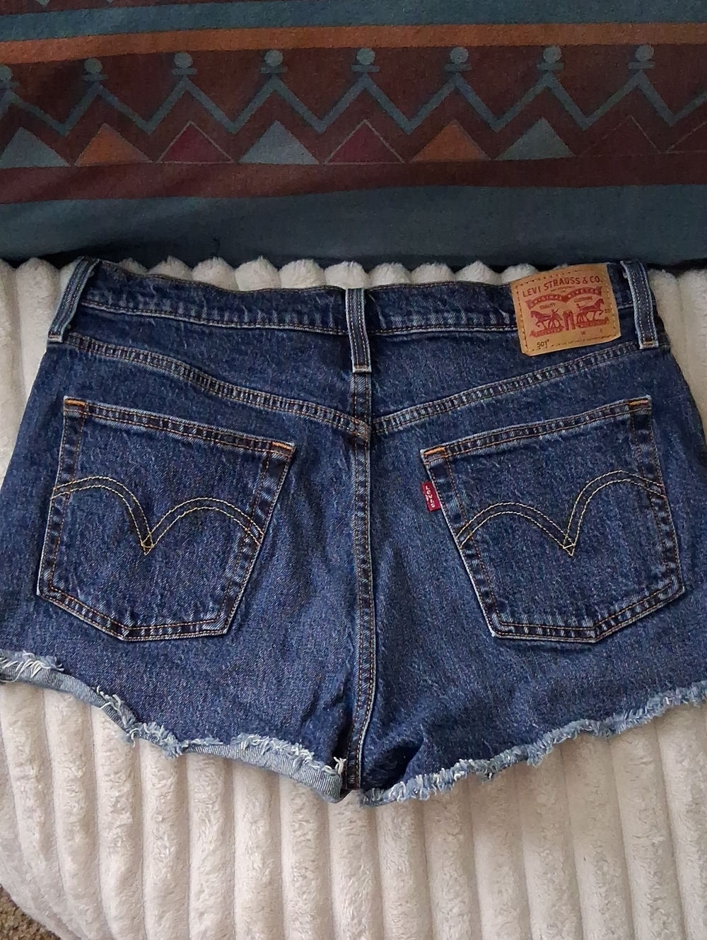 Levi's 501 Original Dark Wash Cut Off Button Fly 99% Cotton 32 Or Sz 14 Like New
